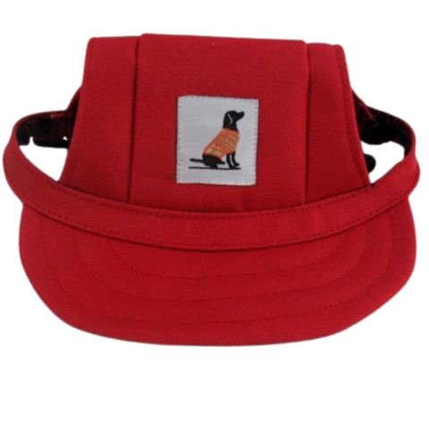 Casquette rouge pour chien Mia, avec sangle réglable et badge illustration chien sur le devant.